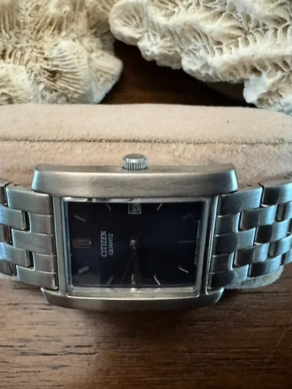 VINTAGE - Citizen Men's Quartz Watch - Tank Style Stainless Bracelet & Blue Dial